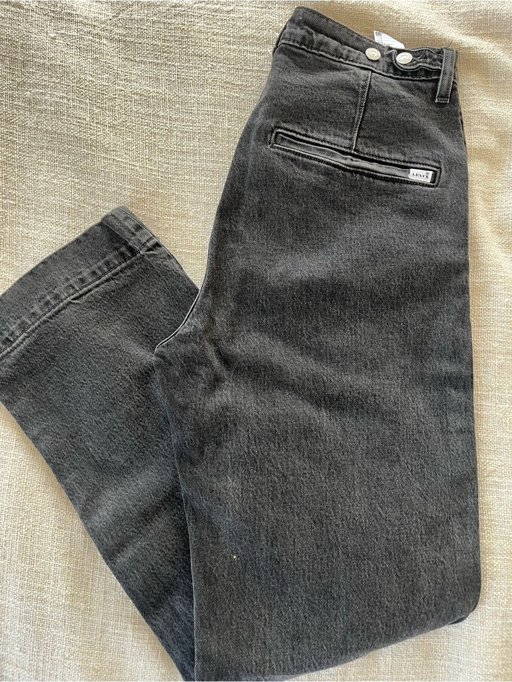 Levi’s Women Denim Ribcage Straight Ankle Jeans